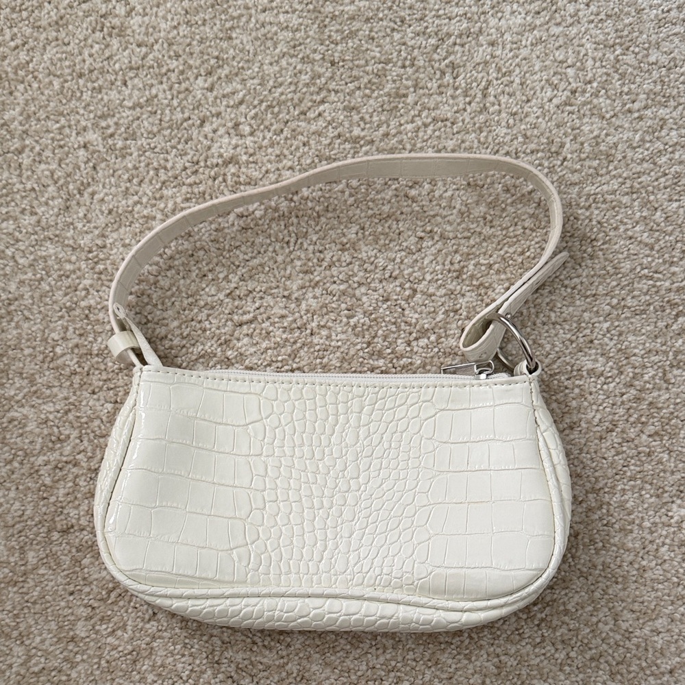 Croc-Embossed Women's Shoulder Bag